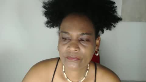 Snapshot of roushlove chatting on May 24, 2026, 1:38 pm luxa online show from May 24, 2026, 1:38 pm