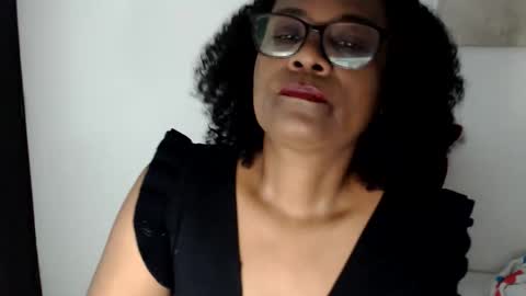 Snapshot of roushlove chatting on May 31, 2026, 9:49 am luxa online show from May 31, 2026, 9:49 am