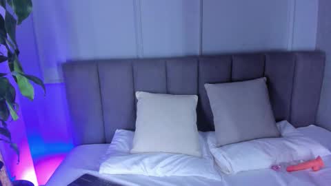 Rousse online show from February 20, 2026, 11:11 am