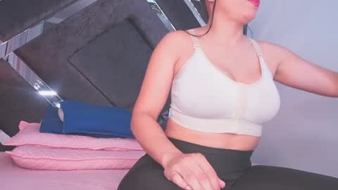 Snapshot of rousse_coup chatting on January 17, 2025, 7:16 pm Rosse and Miller online show from January 17, 2025, 7:16 pm