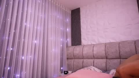 Snapshot of rousse_coup chatting on May 27, 2026, 7:22 pm Rosse and Miller online show from May 27, 2026, 7:22 pm