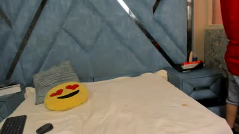 Snapshot of rousse_sg chatting on July 12, 2026, 8:11 pm Rouss sg online show from July 12, 2026, 8:11 pm
