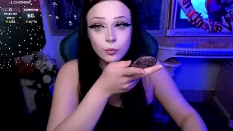 rouzfarrelll online show from February 8, 2026, 1:03 pm