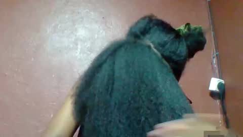 rovaelyah online show from February 15, 2026, 7:54 pm