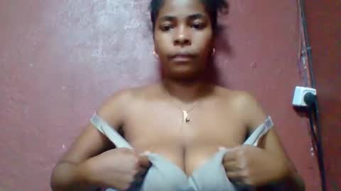 rovaelyah online show from March 23, 2026, 4:22 pm