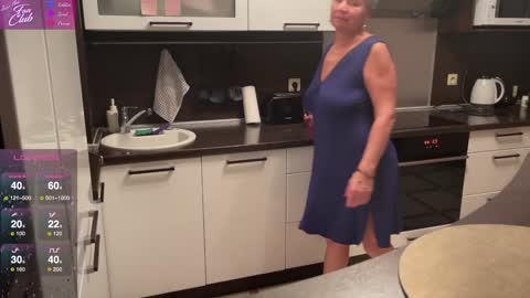 Roxana online show from February 6, 2025, 4:14 pm