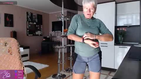 Roxana online show from August 8, 2026, 8:27 am