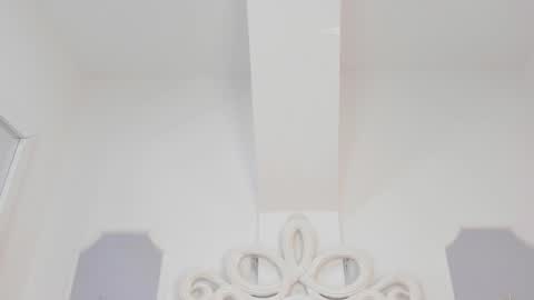 roxana_scott1 online show from March 25, 2026, 4:40 am