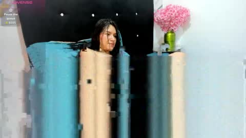 Snapshot of roxanaborns chatting on May 11, 2026, 4:04 pm roxanaborns online show from May 11, 2026, 4:04 pm