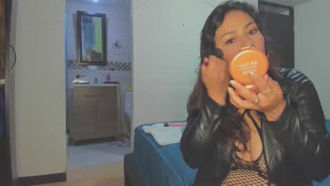 roxanasexy2025 online show from March 8, 2025, 11:27 am