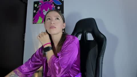 Snapshot of roxanne_jones1 chatting on July 2, 2026, 6:36 pm roxanne online show from July 2, 2026, 6:36 pm
