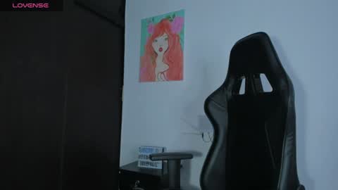 Snapshot of roxanne_jones1 chatting on July 18, 2026, 11:19 pm roxanne online show from July 18, 2026, 11:19 pm