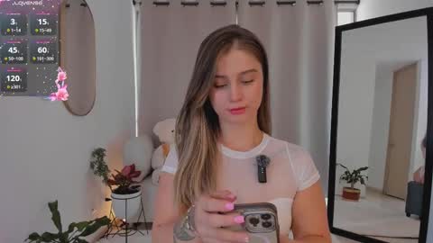  R O X I E  online show from September 27, 2025, 4:34 pm