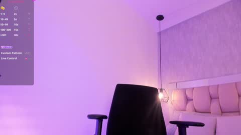 Roxie  online show from January 30, 2025, 8:53 pm