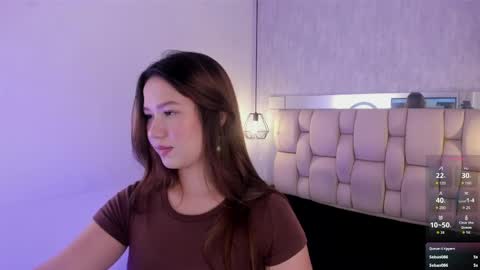 Snapshot of roxie_summers chatting on May 4, 2026, 7:54 pm Roxie online show from May 4, 2026, 7:54 pm