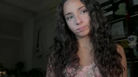 Snapshot of roxieflexie chatting on October 1, 2025, 9:21 pm Roxie online show from October 1, 2025, 9:21 pm