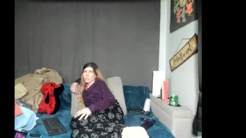 Snapshot of roxihazeleyes chatting on February 20, 2026, 6:26 am roxihazeleyes online show from February 20, 2026, 6:26 am