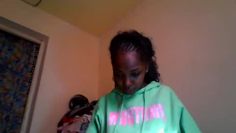 Snapshot of roxilita chatting on June 14, 2026, 7:43 am Roxilita online show from June 14, 2026, 7:43 am