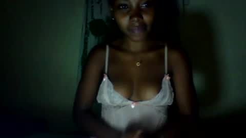 Snapshot of roxilita chatting on June 30, 2026, 5:58 pm Roxilita online show from June 30, 2026, 5:58 pm