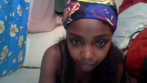 Snapshot of roxilita chatting on July 7, 2026, 7:23 am Roxilita online show from July 7, 2026, 7:23 am
