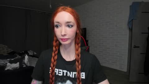 Roxy online show from November 18, 2025, 8:13 pm