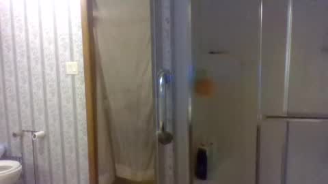 Roxy and Brock online show from November 2, 2025, 2:36 am