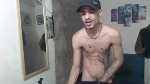 Snapshot of roy_master chatting on October 6, 2025, 3:15 am roy_master online show from October 6, 2025, 3:15 am