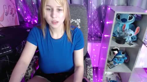 angela online show from February 4, 2026, 3:34 am