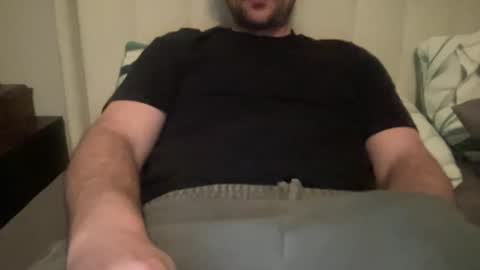 Snapshot of roythegil chatting on February 22, 2026, 5:19 am roythegil online show from February 22, 2026, 5:19 am