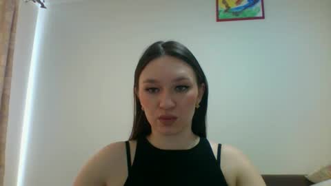 Snapshot of roza05x chatting on March 25, 2026, 10:43 am Roza05x online show from March 25, 2026, 10:43 am