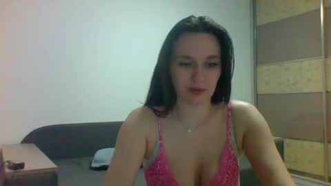 Snapshot of roza05x chatting on April 7, 2026, 8:31 pm Roza05x online show from April 7, 2026, 8:31 pm