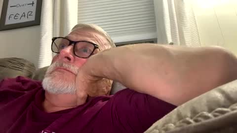 Snapshot of rs006 chatting on October 6, 2025, 2:31 am rs006 online show from October 6, 2025, 2:31 am