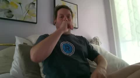 rtrmoney18 online show from April 19, 2026, 11:07 pm