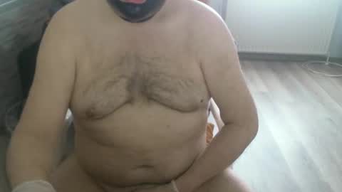 Snapshot of rubberbondage67 chatting on February 21, 2025, 1:55 pm Camslave for Online Mistress online show from February 21, 2025, 1:55 pm