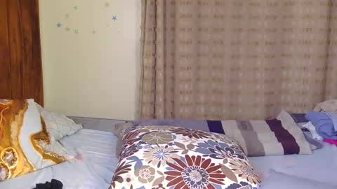 Rosee online show from March 18, 2026, 8:56 pm