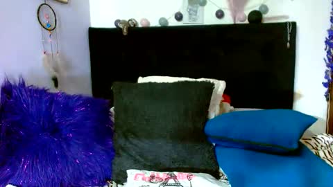   online show from May 22, 2026, 6:53 am