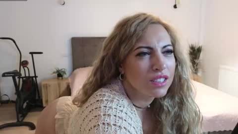 Ruby online show from November 20, 2025, 2:01 am