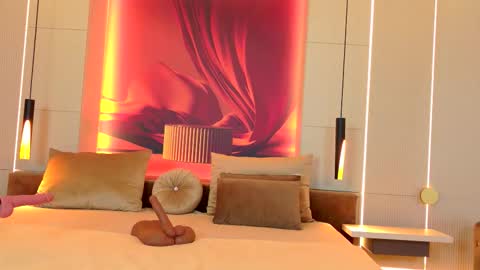 Ruby Luxe online show from September 11, 2025, 4:45 am