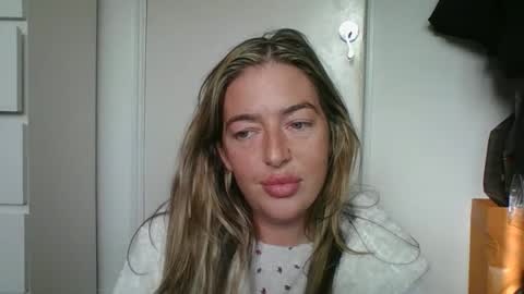 rubyredxxxoxxx online show from March 25, 2026, 8:31 am