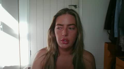 rubyredxxxoxxx online show from June 21, 2026, 6:16 am