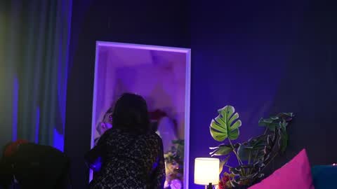  Ruby  online show from April 5, 2026, 9:56 pm