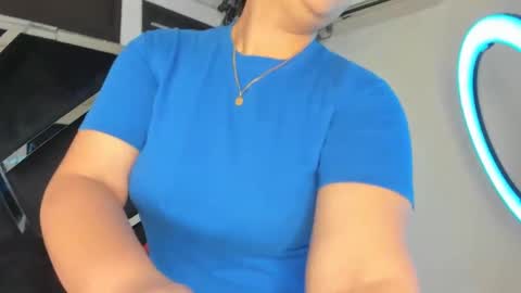 rubyxht online show from September 10, 2025, 12:27 pm