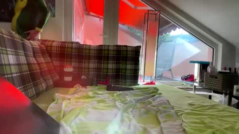 andy leyfield online show from April 19, 2026, 7:18 am