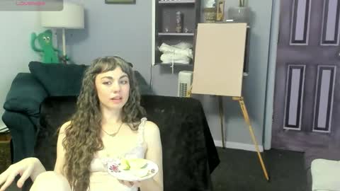 Rue Hallow online show from June 2, 2026, 12:01 am