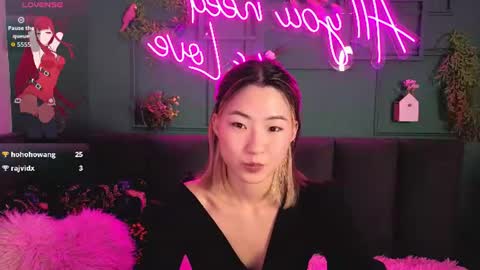 Snapshot of runi_asian chatting on July 19, 2026, 1:31 am Runi online show from July 19, 2026, 1:31 am