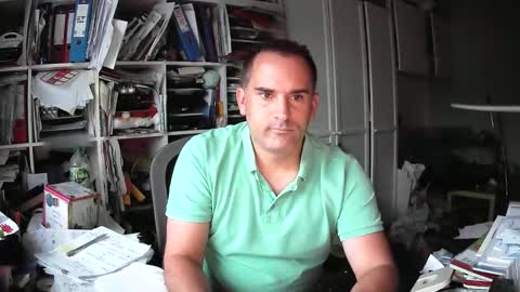 Snapshot of runner1978 chatting on October 16, 2025, 4:19 pm runner1978 online show from October 16, 2025, 4:19 pm