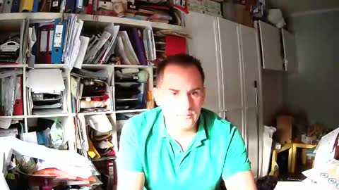 runner1978 online show from November 13, 2025, 9:08 am