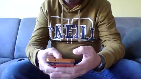 runner_1978 online show from March 5, 2025, 8:54 am