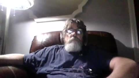 Snapshot of runningaround60 chatting on September 22, 2025, 2:02 am runningaround60 online show from September 22, 2025, 2:02 am