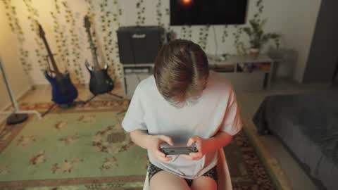 rusbradpitt online show from February 5, 2026, 4:11 pm